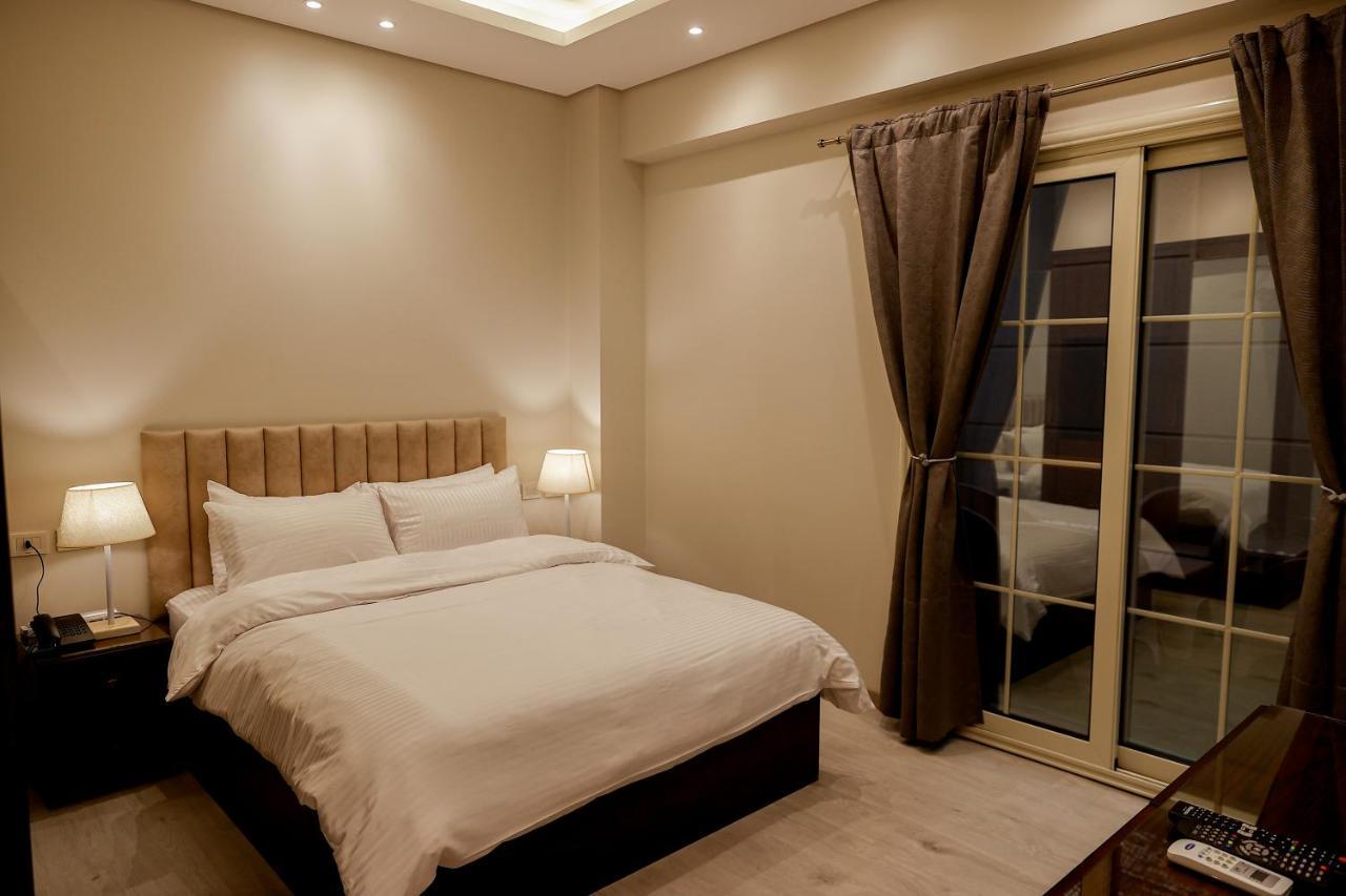 M Residence New Cairo - Families Only المظهر الخارجي الصورة
